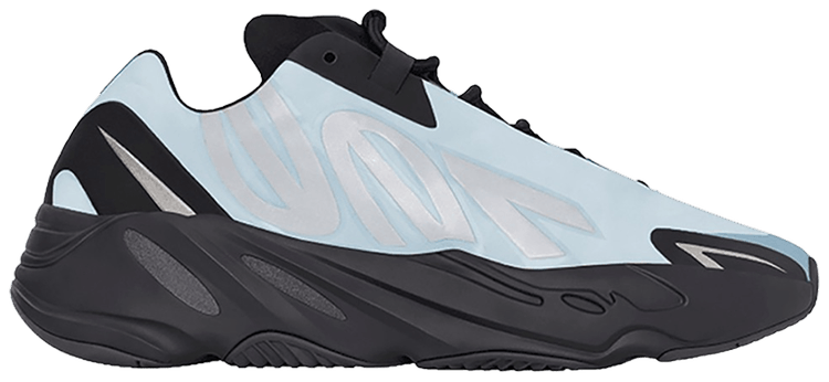 Skor yeezy 2025