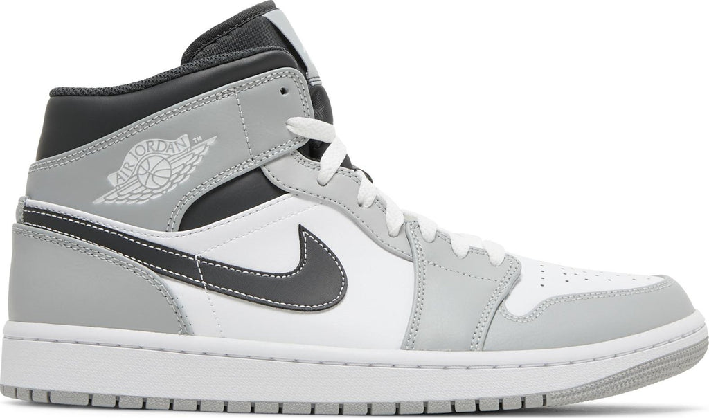 Air Jordan 1 Mid 'Light Smoke Grey' - 554724 078