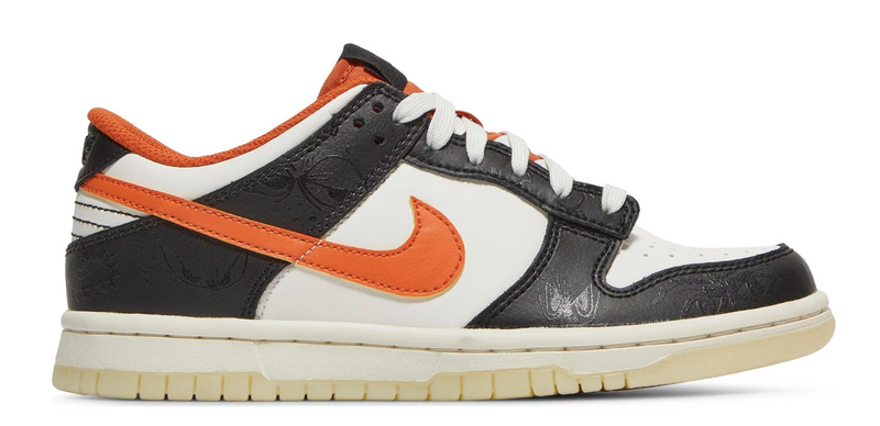 Nike dunk ladies sales