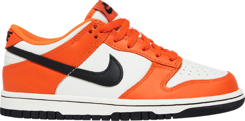 Nike sky high dunks sales green