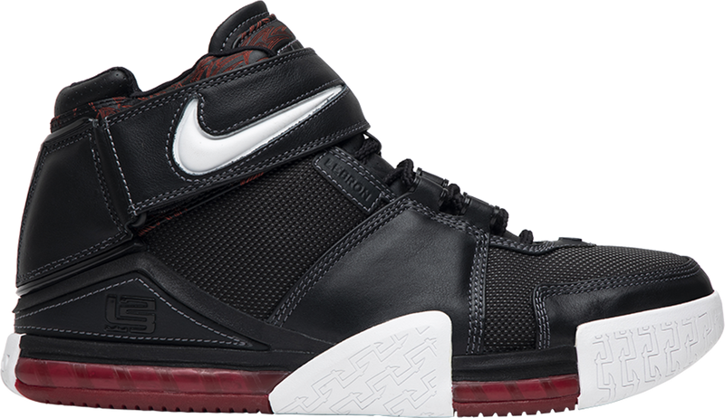 Nike lebron deals 2 buy shoes