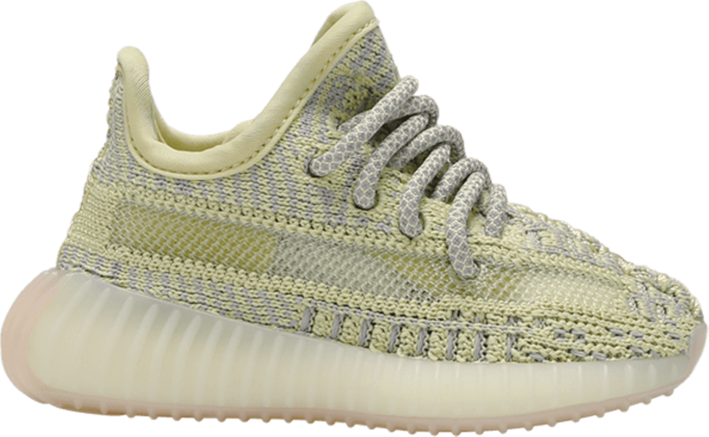 Yeezy antlia on sales feet