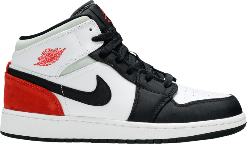 Jordan 11 gamma deals red